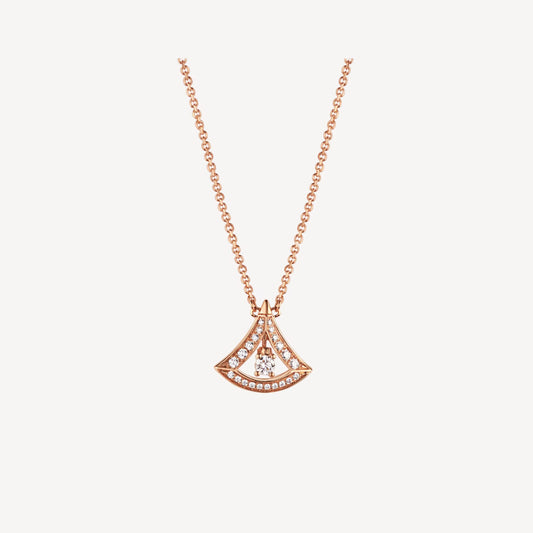 Bulgari Diva’s Dream Necklace “Rose Gold / Diamonds”