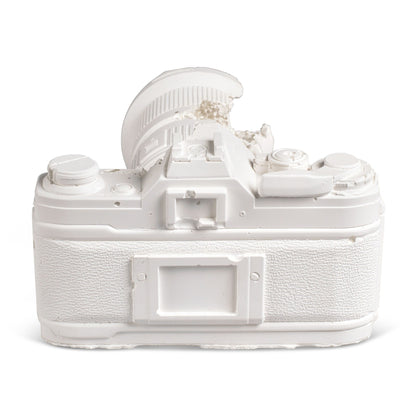 Daniel Arsham Future Relic 02 Camera 32mm Figure "White"