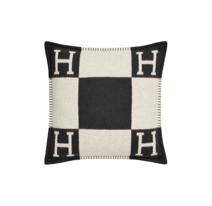 Hermes Avalon Pillow “Black/White”
