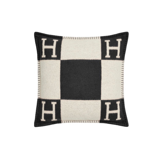 Hermes Avalon Pillow “Black & White”