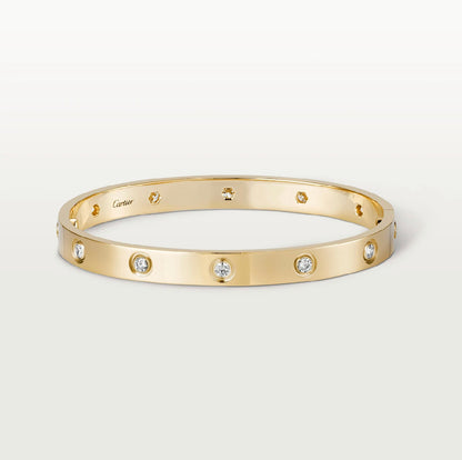Cartier Love Bracelet “Yellow Gold / 10 Diamonds”